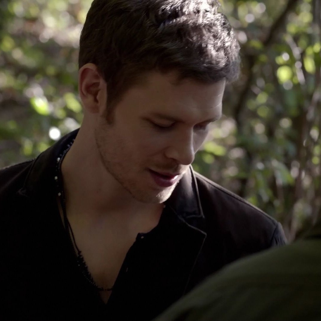 best of klaus mikaelson (@dailykiaus) on Twitter photo 