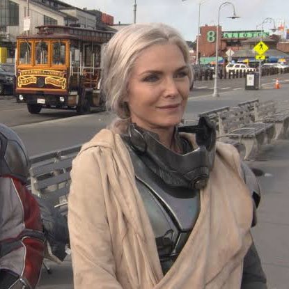 AntManBR's tweet photo. Feliz aniversário, Michelle Pfeiffer! A lendária atriz interpreta Janet Van Dyne no MCU. 🐝 https://t.co/iEsYnwOYmo