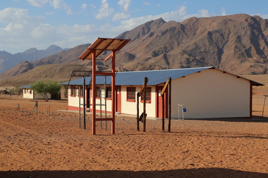 hagegeingob's tweet photo. Government has the responsibility to provide quality health services, the community should also do their part to maintain the integrity of the facilities at their disposal. I urge you to keep this clinic and its environment clean and hygienic. #SocialProgression, Kunene region https://t.co/qA7uJRQLiK