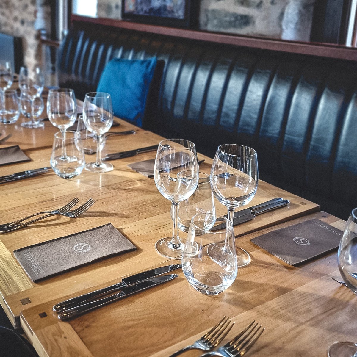 LAST MINUTE TABLES! We have a couple of tables available for tonight's Dinner service, give us a call to grab one! (01) 845 5614  #malahidedatenight #oldstreetdublin