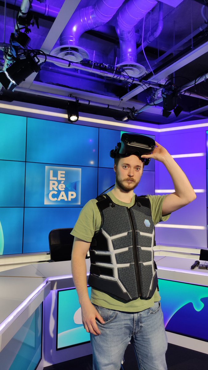 actronika's tweet photo. We are invited in "Le RéCAP" show at 6:30pm to present our haptic vest #skinetic on @lestreamFR! 🤗 https://t.co/cnMkwluitA
