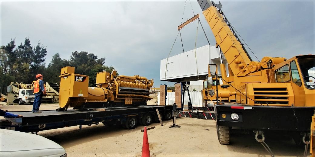IMPcorp's tweet photo. After the successful testing of our Caterpillar G3520C, proper care was taken to load the CAT generator and enclosure to make its way to a crypto mining datacenter. #Datacenter #Generator #G3520C #PoweringYou https://t.co/w18DgxB4sZ