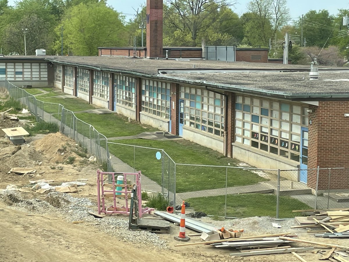 Toured the new elementary school being built next to Wilkerson Elementary, in the Dixie Highway corridor. What a difference this learning environment is going to make for students when it opens next school year, replacing their current school (lower right photo). #WeAreJCPS