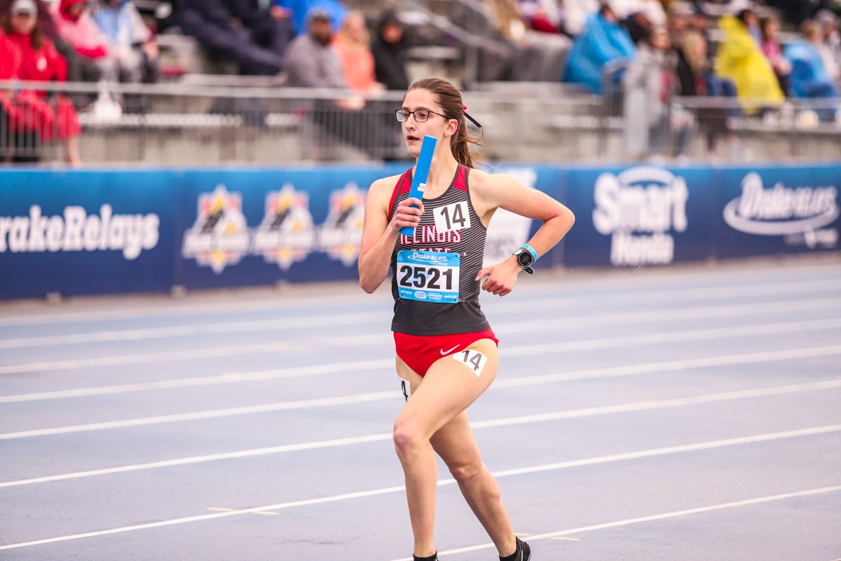 RedbirdTFXC's tweet photo. Day two is off and running 🙌

The women's 4x1600m relay team of Lucie Grandjean, Claire Fuhlhage, Vivianna SanFilippo &amp; Ashley Heagy run 20:08.05 to finish 9th in the relay. That time is the sixth-fastest in school history! https://t.co/O8obYCQrsx