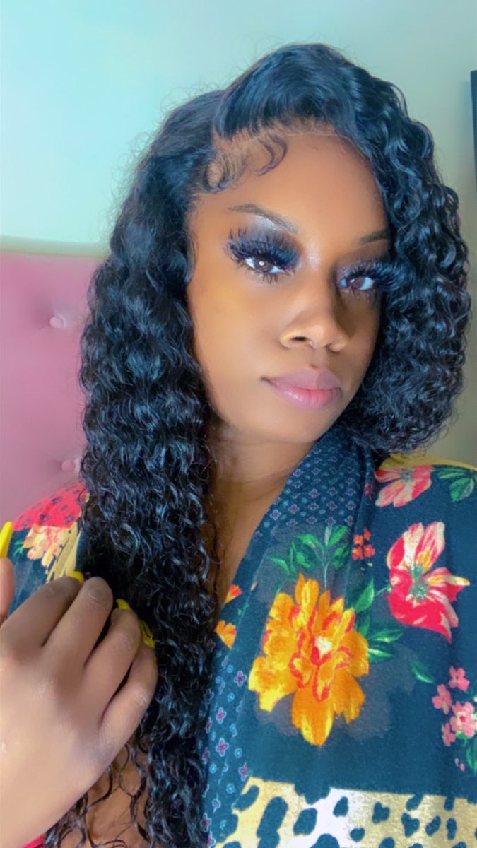 aviancelacarbee's tweet photo. Wig from @keepitkutekourt @_Kokola https://t.co/jraZEHzT2q