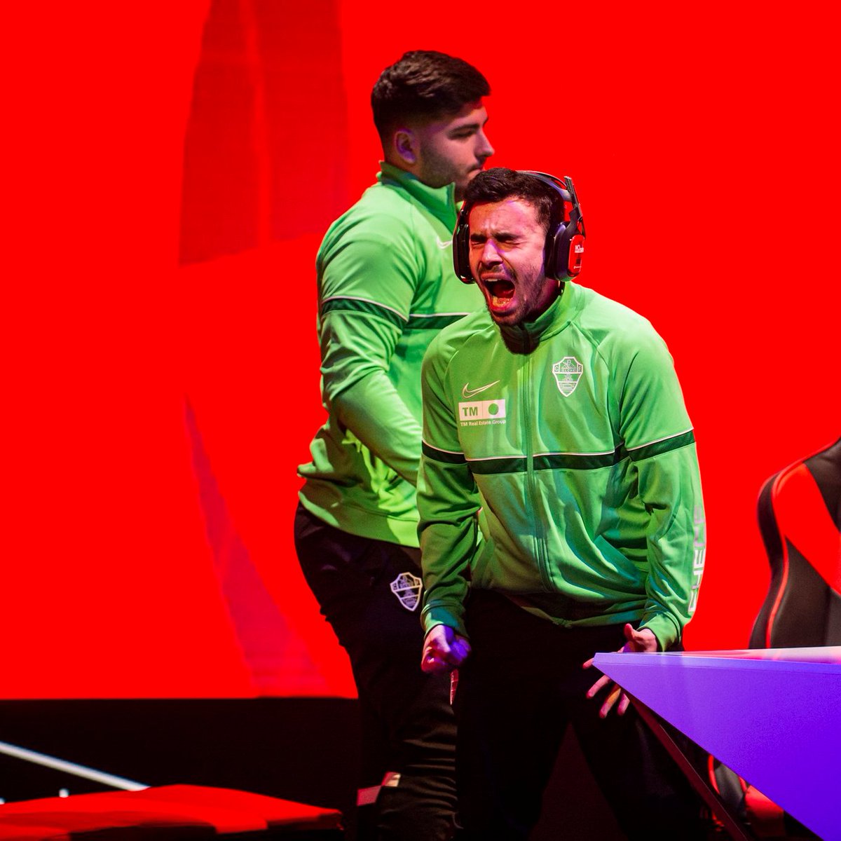 elchecf's tweet photo. 🎮¡VIAJA CON EL ELCHE A LA 𝐅𝐈𝐍𝐀𝐋 del @esportslaliga! 💚🤍

🎁 ¡Sorteamos 3 viajes para dos personas a Madrid del 7 al 8 de mayo con entrada, viaje y hotel incluido!

✔️ RT a este tweet
✔️ Sigue a @elchecf y @CaseEsports 

ℹ️ El 2 de mayo anunciaremos los ganadores 🤞 https://t.co/scaYD86HDM