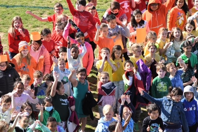 Color West End with Kindness Day! We had so much fun celebrating the end of Kindness month all together in one big rainbow!