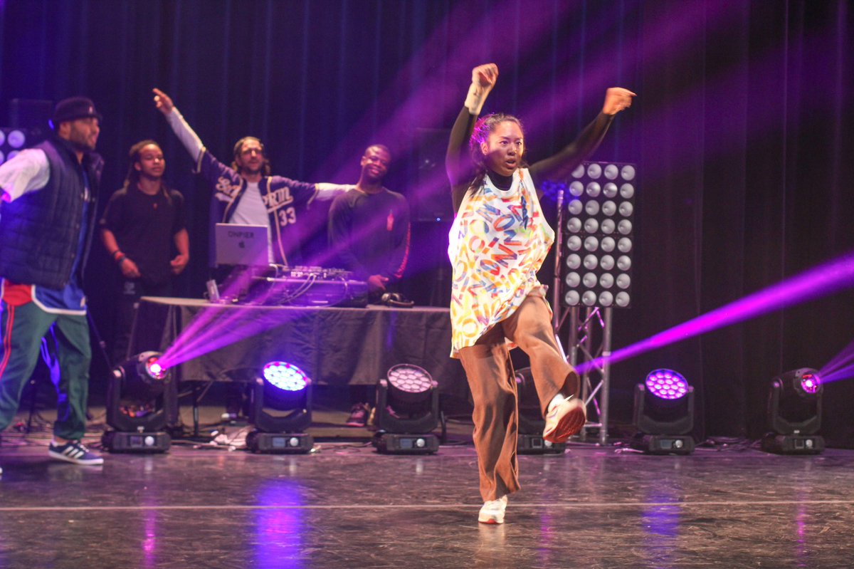 MASConline's tweet photo. It’s #internationaldanceday2022! 👯
Today, we celebrate all the amazing #dancers that creatively express themselves through many forms of dance. In honour of today, here are some great #FBF pictures from this year’s #FDMS2022. 📸 https://t.co/Ii6npAhhmX