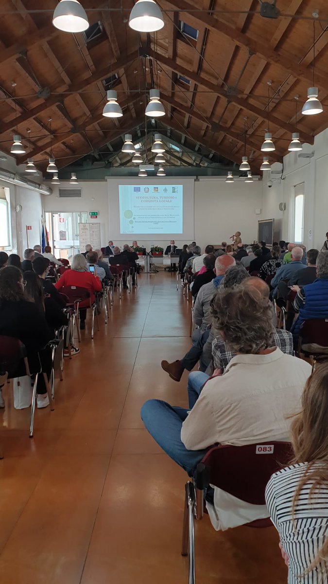 A Conegliano per il progetto InnoSoSS con Coldiretti Treviso e CIRVE <a href="/UniPadova/">Università di Padova</a>. Valeria Minghetti e Erica Mingotto presentano i risultati dell'indagine condotta da CISET presso i residenti dell'Altamarca sulla loro percezione del ruolo di viticoltura e turismo <a href="/ColdirettiVene1/">Coldiretti Veneto</a>