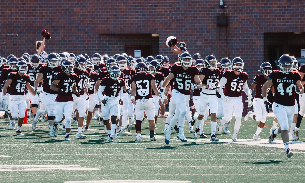 UChicago Head Football Coach Todd Gilcrist Jr. announced the team's 26 incoming recruits for the 2022 season on Friday. #MaroonMade #UChicago #RollRoons #Allin @UChicagoFB READ MORE: athletics.uchicago.edu/sports/fball/2…