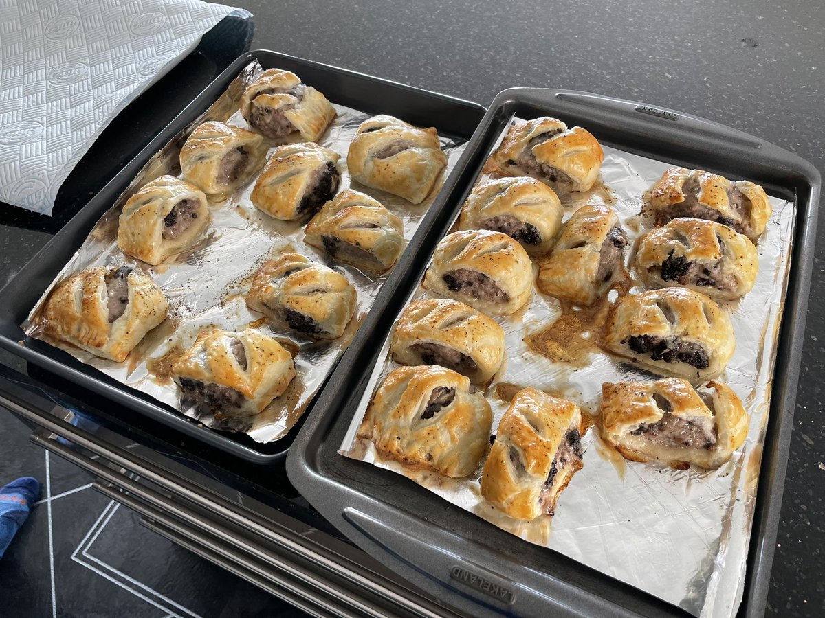 Second year exams @RGUpharmacy complete 🎉 now off to a BBQ &amp; celebrate 🥂