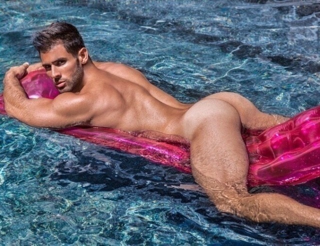 Neil37166348's tweet photo. Pool time. https://t.co/jXxRkoyJXx