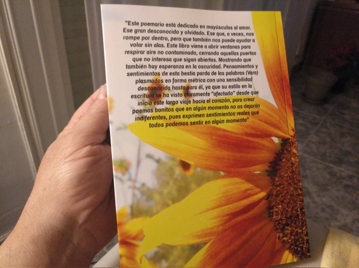 Vienen cosas bonitas.
Mi nuevo libro se titula "El largo viaje hacia el corazón".
<a href="/laltrefestival/">laltrefestival</a> @fundspereclaver <a href="/RadioNikosia/">Radio Nikosia</a> <a href="/ActivaMent/">ActivaMent</a> <a href="/Psic_Alcaraz/">Ana Alcaraz</a> <a href="/bdncom/">Badalona Comunicació</a> <a href="/BDNFEMCULTURA/">BADALONA-FEM-CULTURA</a> <a href="/Badabiblios/">Badabiblios</a> 
#Poesía #ellargoviajehaciaelcorazón #zen #introspección #amor