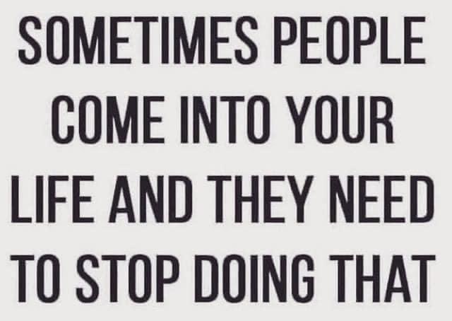 Surich1972's tweet photo. @StevesLoveTarot Happy Friday my loving-beautiful soul tribe.  How about some static energy via laughs? Keep swiping left lol. My work day ends early to enjoy 72 degrees and sun with my doggos. I pray you have a beautiful weekend.  Love, light, hugs, &amp; kisses #SLT 🦀✌️♥️ https://t.co/Hc0tvlx8WB