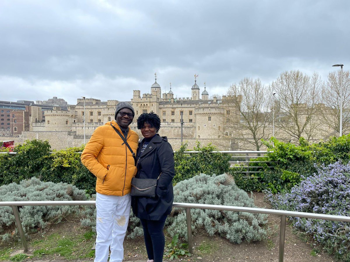 bcheritagetours's tweet photo. Bertha and Emmy from Lebanon via Zambia here in London with our guide Andy #toweroflondon #TowerSuperbloom #London #sightseeing #tour #visitengland #londonguide #licensedlondontaxi #londonsightseeing
#customtour #uniquetour #funtour https://t.co/0FTFe5eSdf