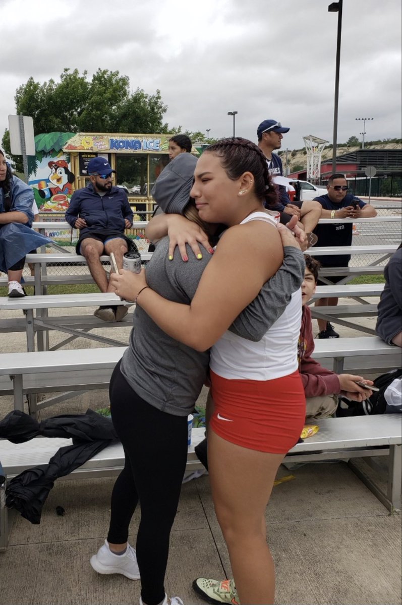 Rio Rattler Track and Field tweet media