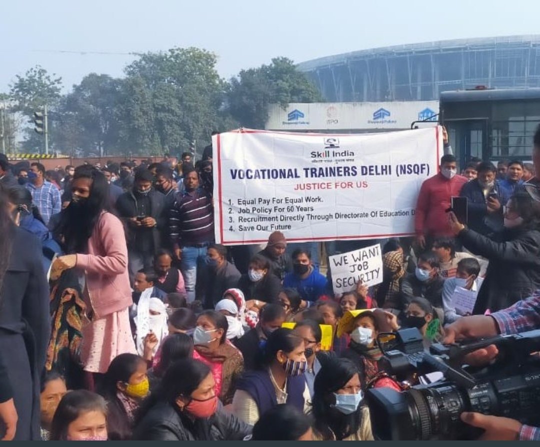 DelhiDvta's tweet photo. @AtishiAAP @ArvindKejriwal @UN #PostGraduate #Skill #Education #Vocational #Trainers
Becomes
#Contracted #Labours

From 7 Years
#NoIncrements
#NoJobsecurity
#NoPolicy

🔴#Hate #Delhi #EducationModel

@CMODelhi @LtGovDelhi @dpradhanbjp @RamvirBidhuri @gupta_iitdelhi @Dir_Education @cbseindia29 @msisodia https://t.co/hiZHz0FpP3