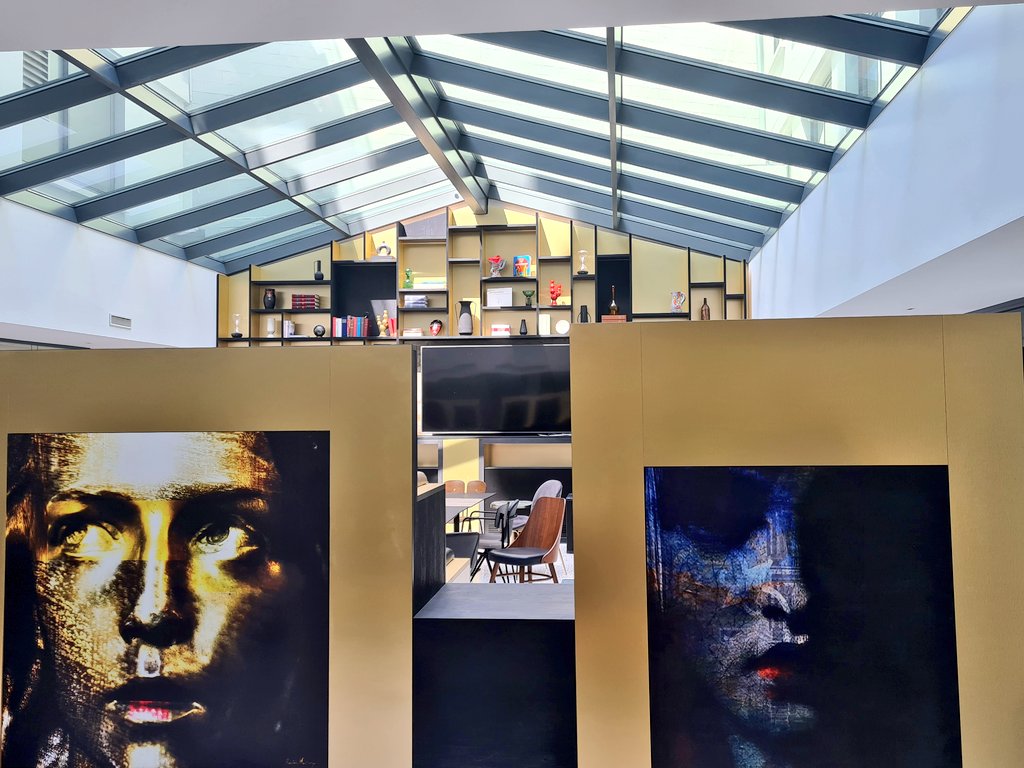 f_lesache's tweet photo. PARIS I Visite de @Ohm_Paris un lieu qui rassemble des entreprises indépendantes partageant leurs contacts commerciaux. Une initiative poussée et portée par le fondateur de @we_llgroup. Bravo Christian ! https://t.co/AYbUXdjjYd