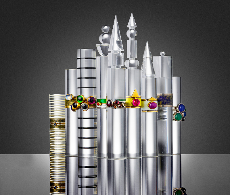 #AuctionUpdate Wendy Ramshaw’s works are of seminal importance in the development of modern British jewellery. We were delighted to present a group of pieces from the Estate of #WendyRamshaw in today's auction where they achieved a 100% selling rate &amp; grand total of £23,500.