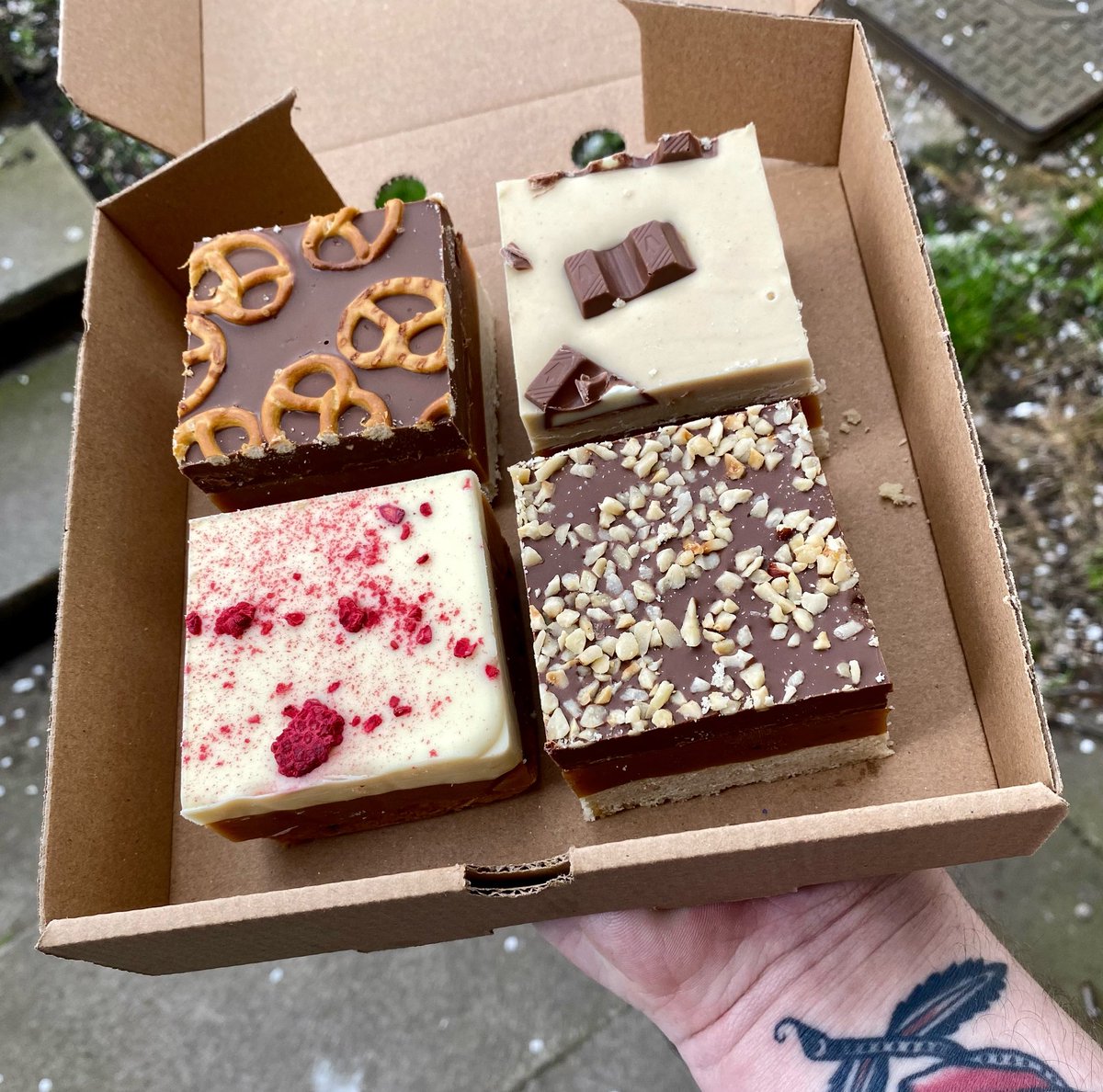 Millionaires Shortbread box 😍😍😍

- Salted Caramel Pretzel
- White Chocolate Hazelnut
- Raspberry &amp; White Chocolate
- Nutella &amp; Ferrero Rocher