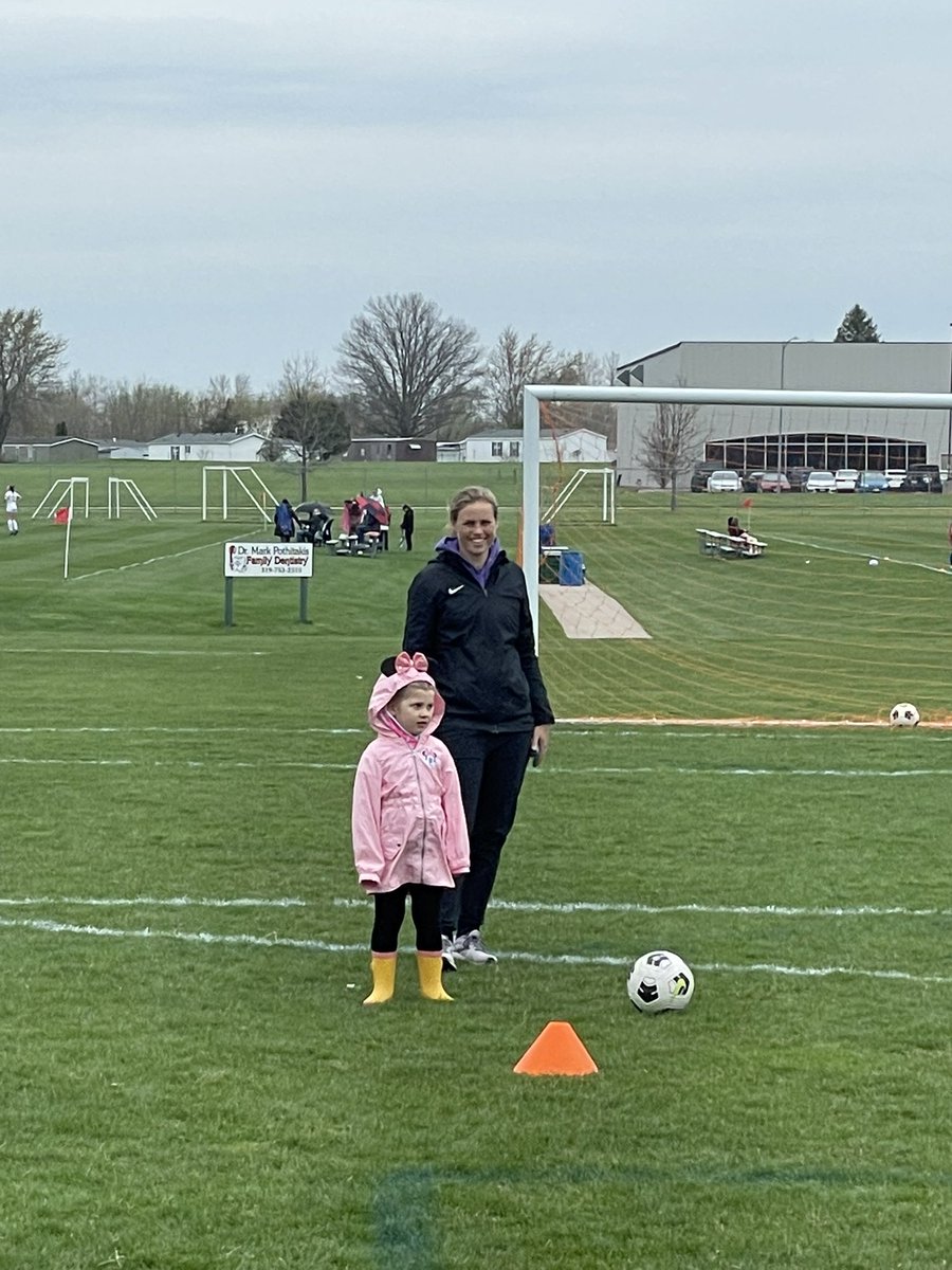 Final: Eureka 0, Divine Savior (WI) 0. Great battle in the pouring rain against the Div. 1 reigning State Champs from Wisconsin. Time to get dry! #BringIT