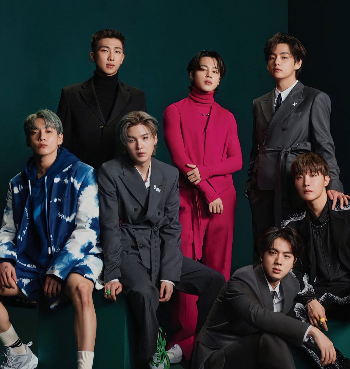 PopBase's tweet photo. BTS will release their brand new album in six weeks. https://t.co/fjRa2MlXPt