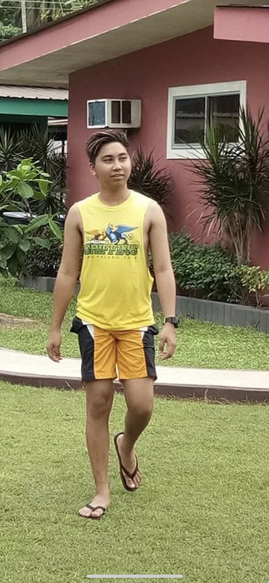 JvBeLike's tweet photo. TBH. Gkapoy nakog diet ug workout. Peroooo. Pero. Peeerooooooo!!!! https://t.co/SjARitmQHi