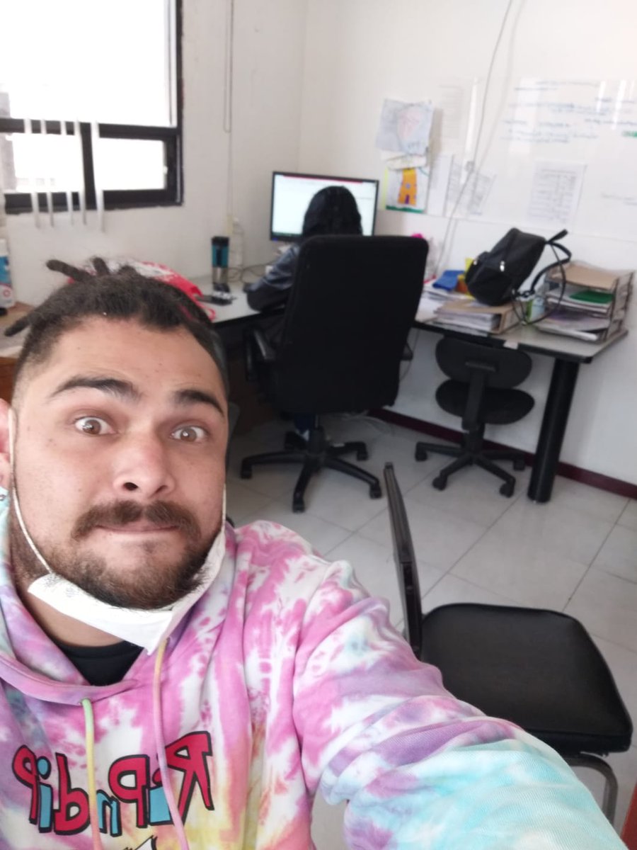 damceoficial's tweet photo. @zaipadron @radiorlando Saludos desde la dirección ejecutiva de igualdad de genero derechos humanos e inclusión #viernesdeclasicos 
se están pasando con ese playlist https://t.co/e7S50QBRW0