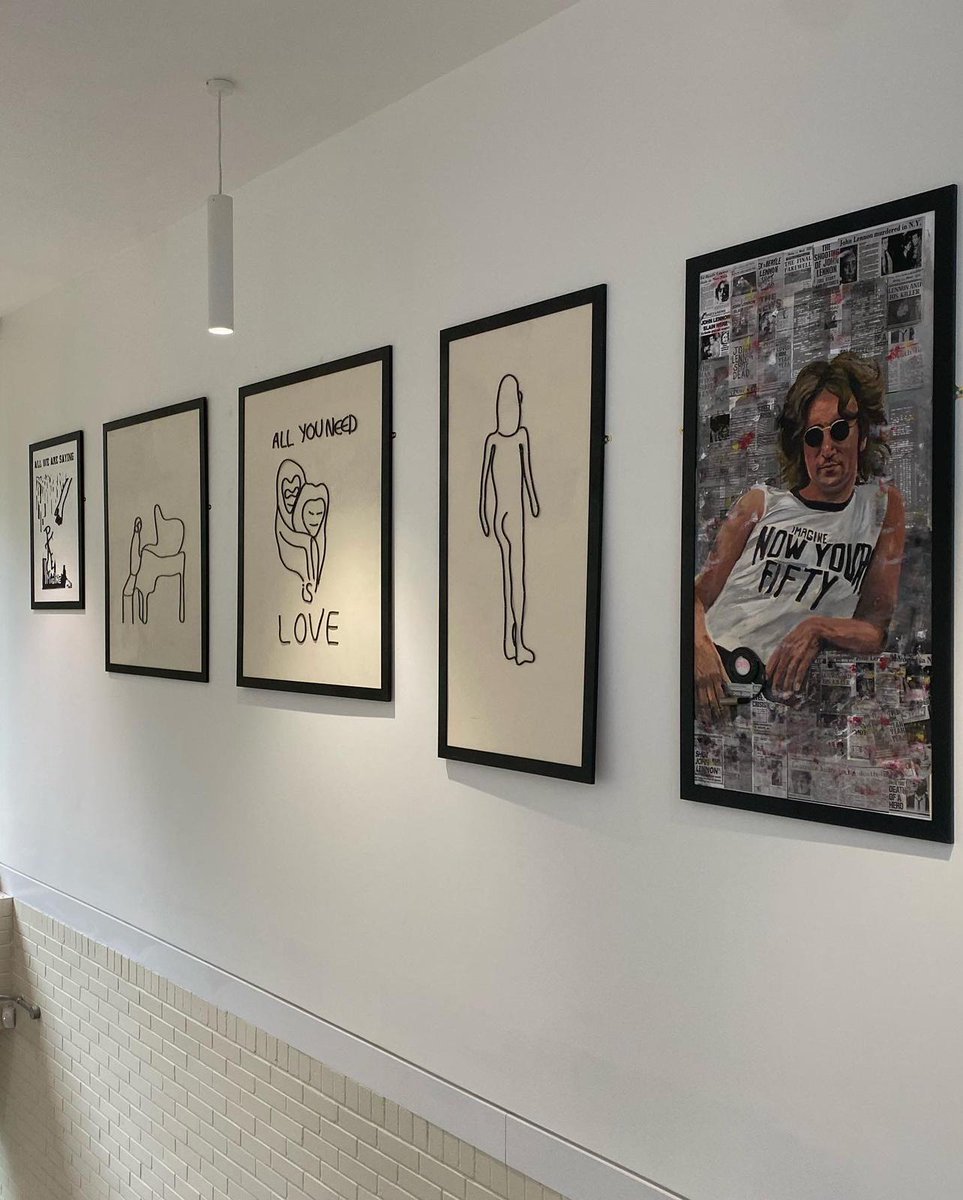 spaceseven_nft's tweet photo. Some pics that were taken from the launch of a new partnership being launched on #SpaceSeven
#NFTArt #PaintPop #PopArt #RockArt https://t.co/OIZL85yy9O