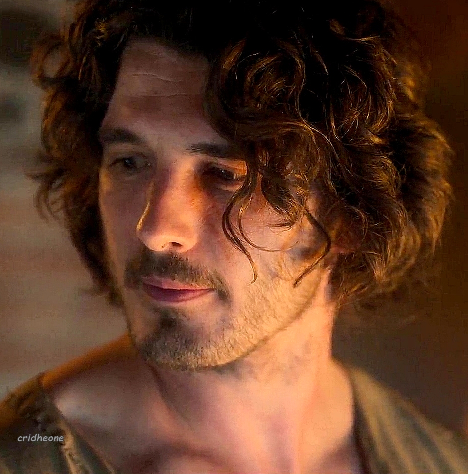 cridheone's tweet photo. ❤️Tan sensual🔥❤️
#YonGonzález #HugoLlor #LosHerederosdelaTierra https://t.co/btoxY93ibc