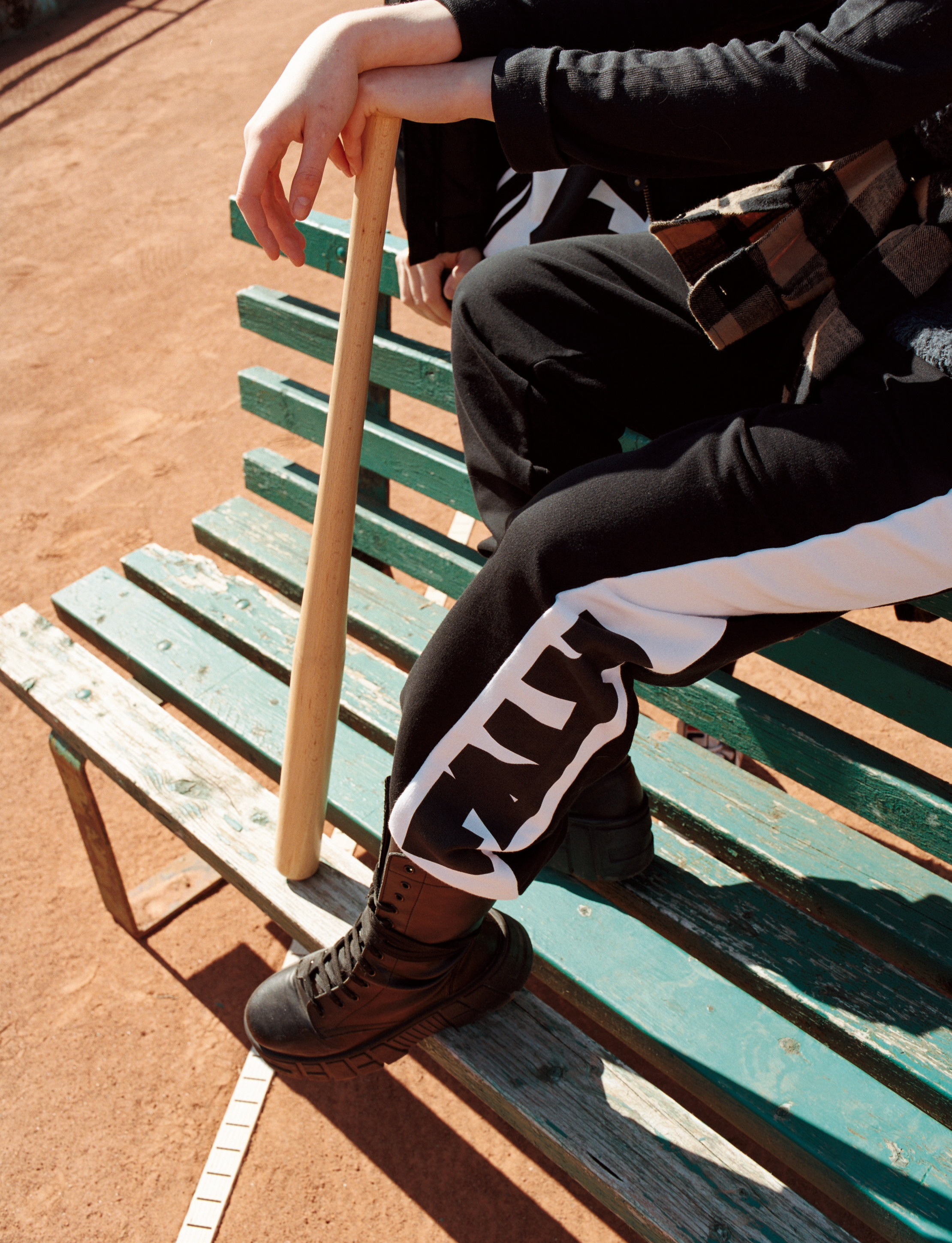 Camolteni pants sales