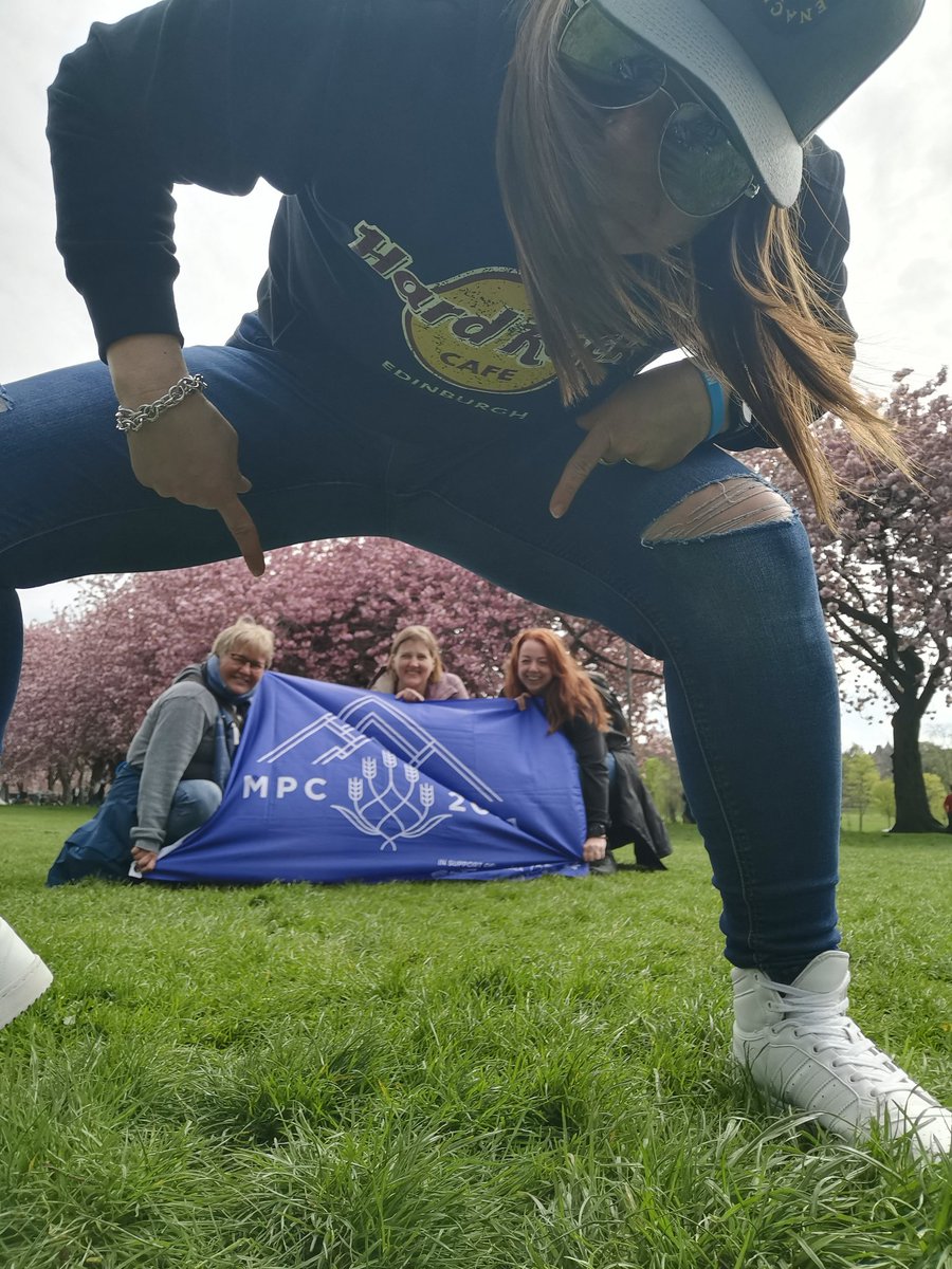 HSattelmayer's tweet photo. Funny flag picture π₯°π€£
@MyPeakChallenge
@SamHeughan
@BirgitFaggo
@AdaWissing1
Diana SchΓΌbler
#edinburgh #galaweekend
#peaker https://t.co/mlTDsC1GQZ