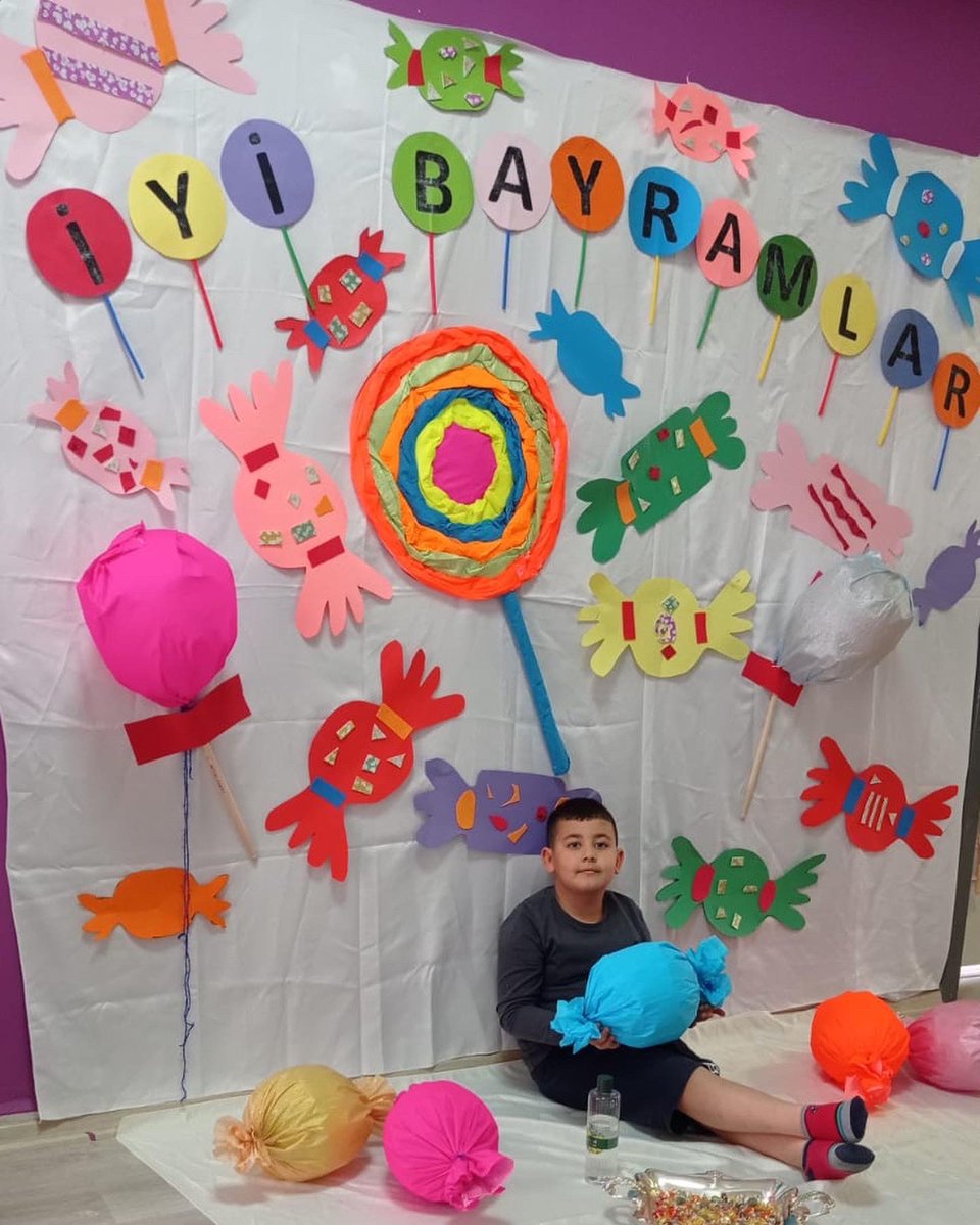 Şeker tadında bir bayram geçirmeniz dileğiyle...
Şimdiden İyi bayramlar dileriz. 🍬☺️💐💕