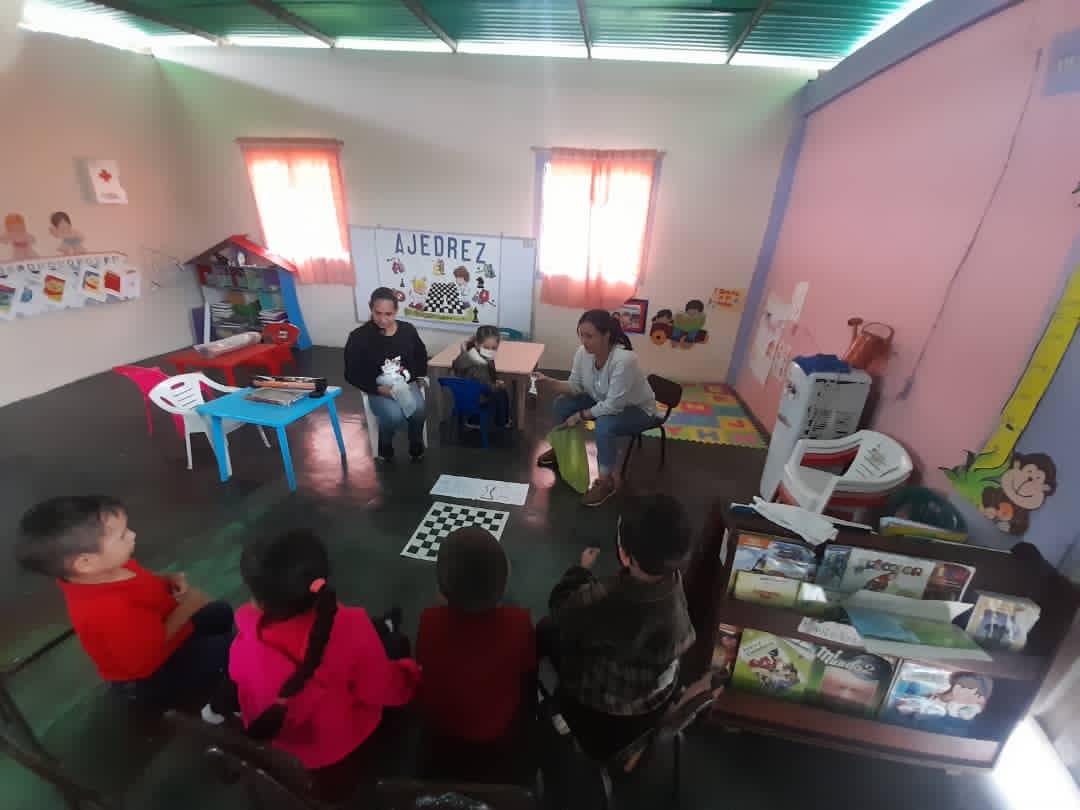 Semana del Ajedrez CEI Corderitos de Esguarnac aula anexa. @MPPEDUCACION
<a href="/_LaAvanzadora/">Yelitze Santaella</a> <a href="/yelitzePSUV/">Yelitze</a>
@ZonaEducTachira
<a href="/Berzabethg1/">Berzabethgandicaoficial</a> <a href="/DGEFDMPPE/">Dirección General De Educación Física Y Deporte</a>
<a href="/COMUNIDADESED15/">DIV. COMUNIDADES EDUCATIVAS TÁCHIRA</a>
<a href="/edward_arellano/">edward saint</a>
<a href="/DorisJi32185292/">Doris Jimenez</a>
<a href="/Arnaldo34696122/">ARNALDO GUZMÁN</a> <a href="/d196c9969b8e49a/">Andreina Escalante</a> <a href="/cra_andrebello/">Cra Municipio Andrés Bello</a> <a href="/RedAndresBello/">Red Educativa Andrés Bello</a>