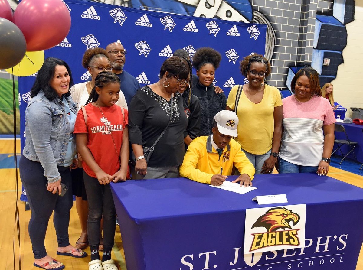 🙏🏾🙏🏾🙏🏾🙏🏾 <a href="/Coach_QWilson/">Quincy Wilson</a>