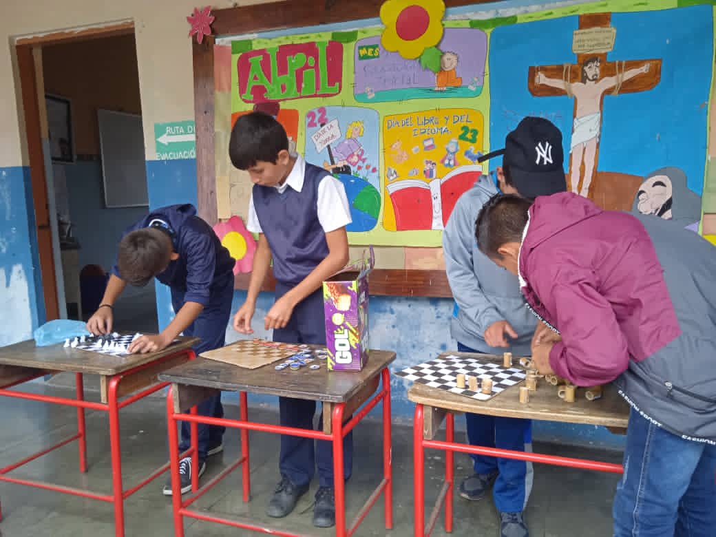 Semana del ajedrez EN Maria de los Ángeles Morales @MPPEDUCACION
<a href="/_LaAvanzadora/">Yelitze Santaella</a> <a href="/yelitzePSUV/">Yelitze</a>
@ZonaEducTachira
<a href="/Berzabethg1/">Berzabethgandicaoficial</a> <a href="/DGEFDMPPE/">Dirección General De Educación Física Y Deporte</a>
<a href="/COMUNIDADESED15/">DIV. COMUNIDADES EDUCATIVAS TÁCHIRA</a>
<a href="/edward_arellano/">edward saint</a>
<a href="/DorisJi32185292/">Doris Jimenez</a>
<a href="/Arnaldo34696122/">ARNALDO GUZMÁN</a> <a href="/d196c9969b8e49a/">Andreina Escalante</a> <a href="/cra_andrebello/">Cra Municipio Andrés Bello</a> <a href="/RedAndresBello/">Red Educativa Andrés Bello</a>