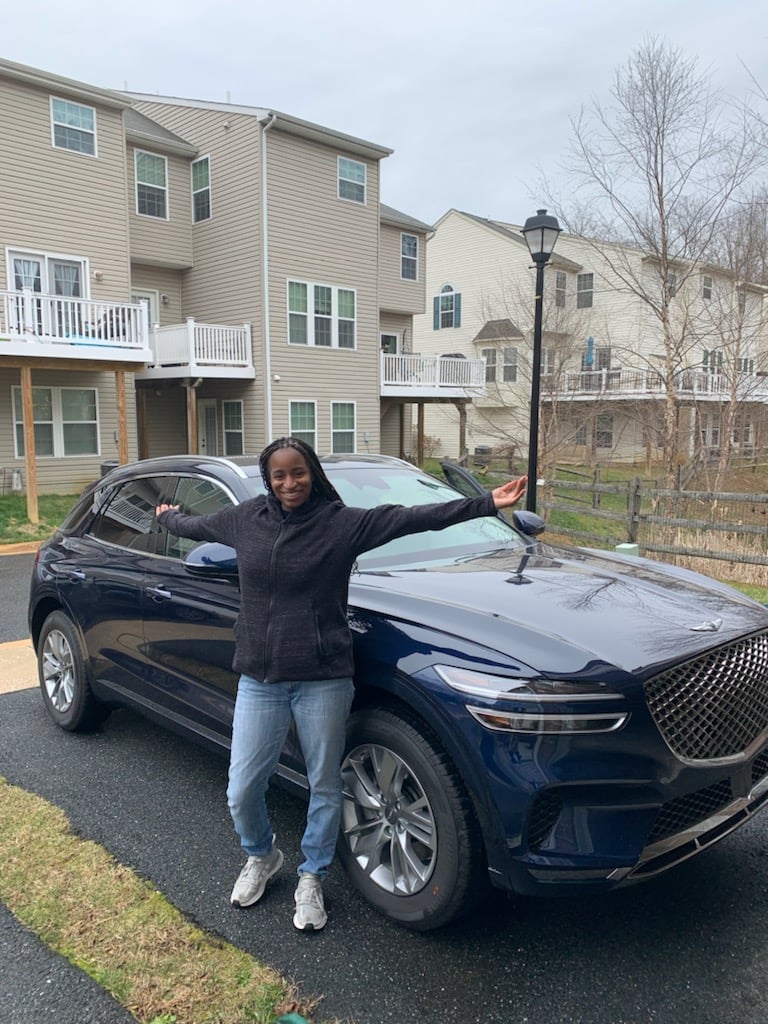 ColonialGenesi1's tweet image. At Genesis of Downingtown, we do not let geography stop us from helping people get the vehicle of their dreams. 

Nakia knew which 2022 @GenesisUSA GV70 she wanted, and we helped her get it by delivering her beautiful new GV70 to her home in Bel Air, Maryland. 
Congrats, Nakia!