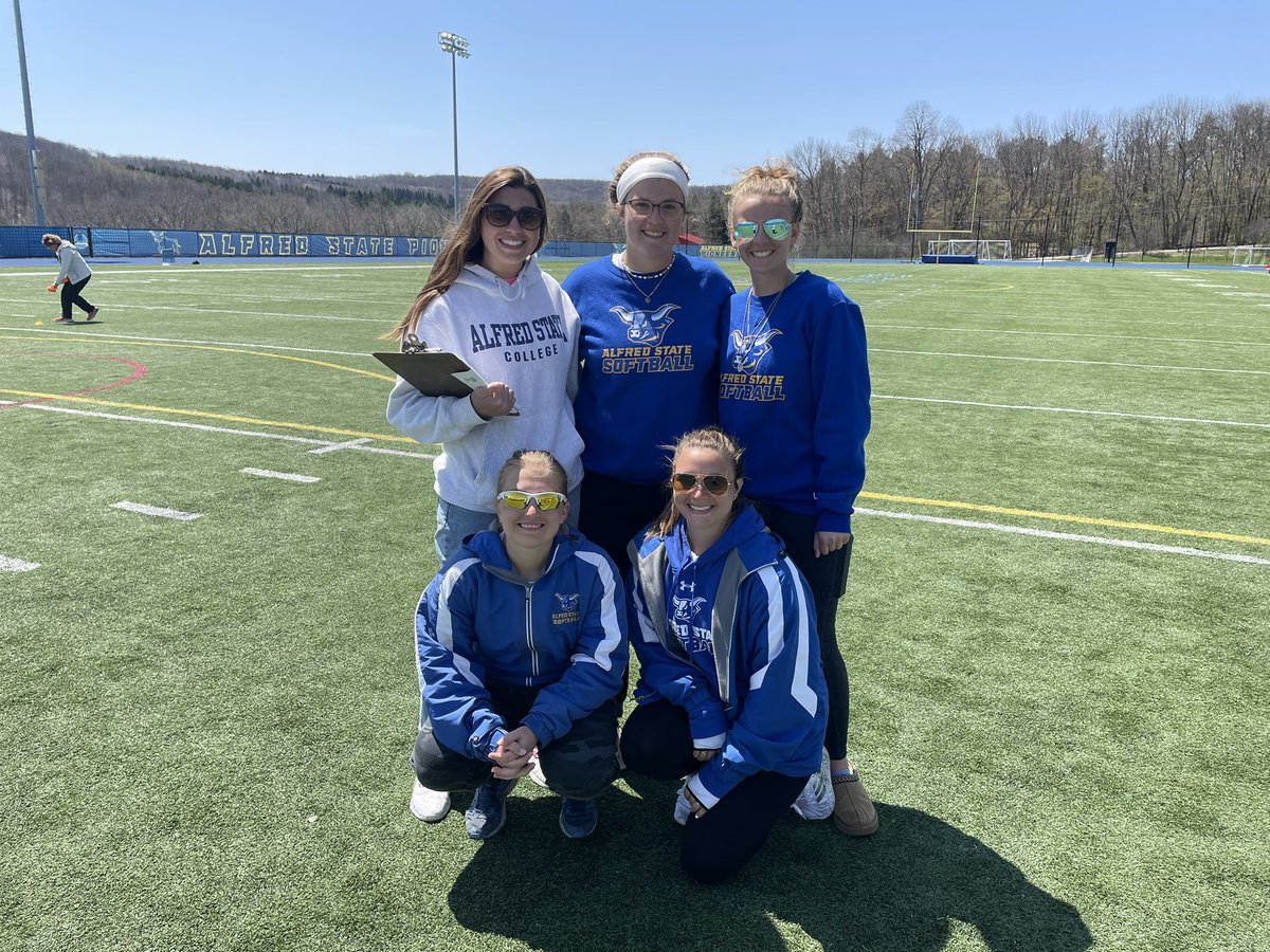 The entire softball team volunteered at today’s Special Olympics event. It was a great day and we had a lot of fun with the young athletes! #alfredstate