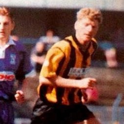 PastCamUtdFC's tweet photo. It was another special day for striker #SteveButler who hit another hat-trick and in doing so became the first U's player to score 3 hat-tricks for the club. Steve ended that season as top scorer with a total of 21 in the league 13 of which came in the final month of the season. https://t.co/uAS4ClY8Xw