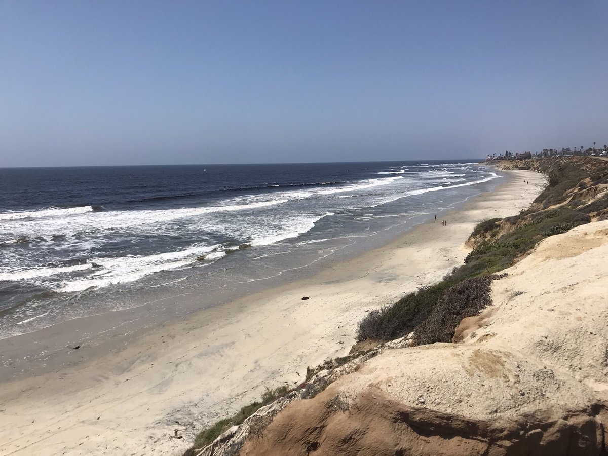 icanzoneri's tweet photo. Walked with hubby at the beach today… it was a bit cold for me but it was beautiful. We took to trash, not one, not two but three balloons and ribbons. 😔 #TakeCareOfTheEarth #OceanProtocol #keepbeachclean https://t.co/fv54ePc7fK