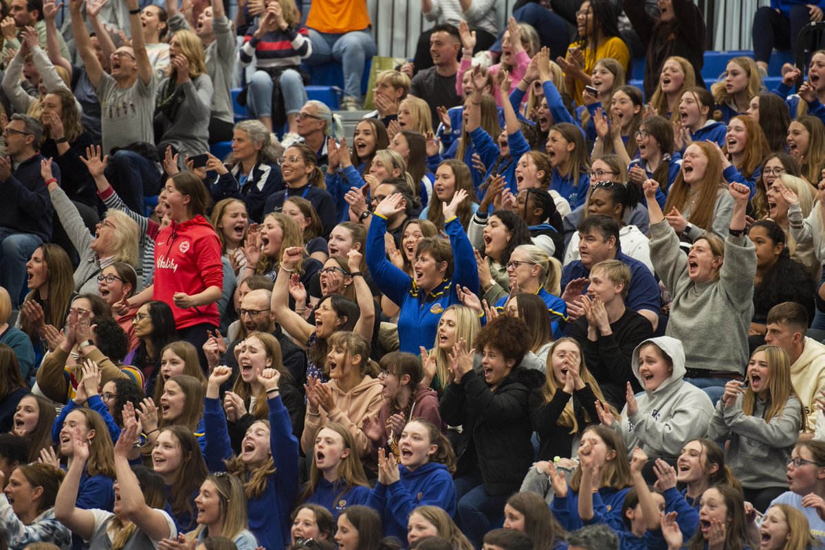 This is what it feels like to win when you thought, with a few minutes to go, that you might lose. What a match, what a turn-round from <a href="/TeamBathNetball/">Team Bath Netball</a> v @SaracensMavs Epic 💙💛<a href="/HainesWattsBris/">Haines Watts Bristol</a> <a href="/Rengenlandm/">Rengen Lettings</a> <a href="/Centurioncfp/">CenturionCFP</a> <a href="/ONeills1918/">O'Neills</a> @EcusEnvironment Top 4 hopes alive then!