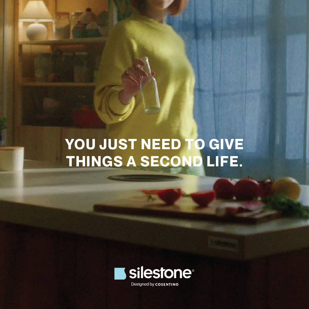 CosentinoUSA's tweet photo. Beauty is about change. And change is about giving things a second life. ​
​
Made with a minimum of 20% recycled materials in its composition, HybriQ+ Technology is Changing the World from the Kitchen.​
​
Swipe to discover sustainable beauty. ​
​
#ChangeFromTheKitchen #Silestone https://t.co/92hzwhRI0D