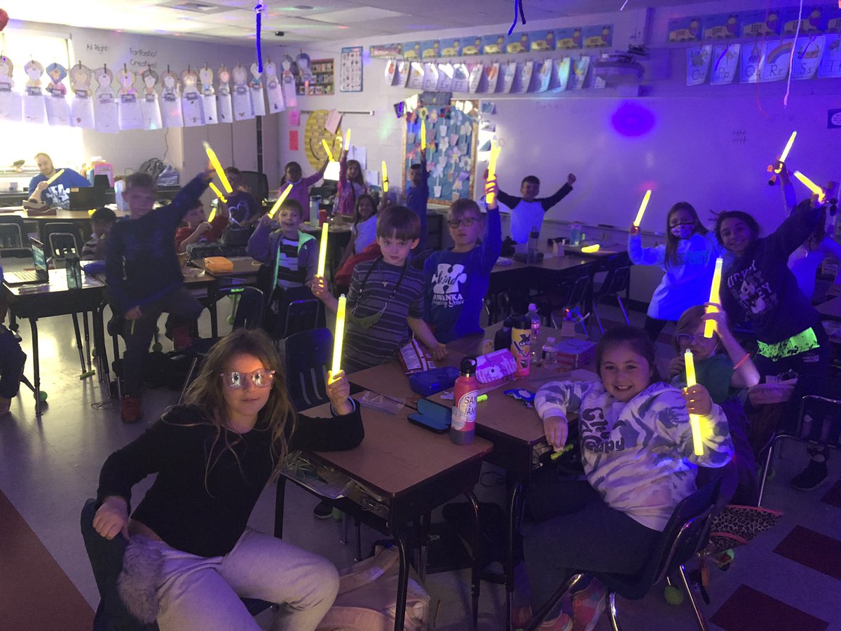 Who doesn’t love glow sticks? <a href="/2ndTawanka/">Team Tawanka 2nd Grade</a>
