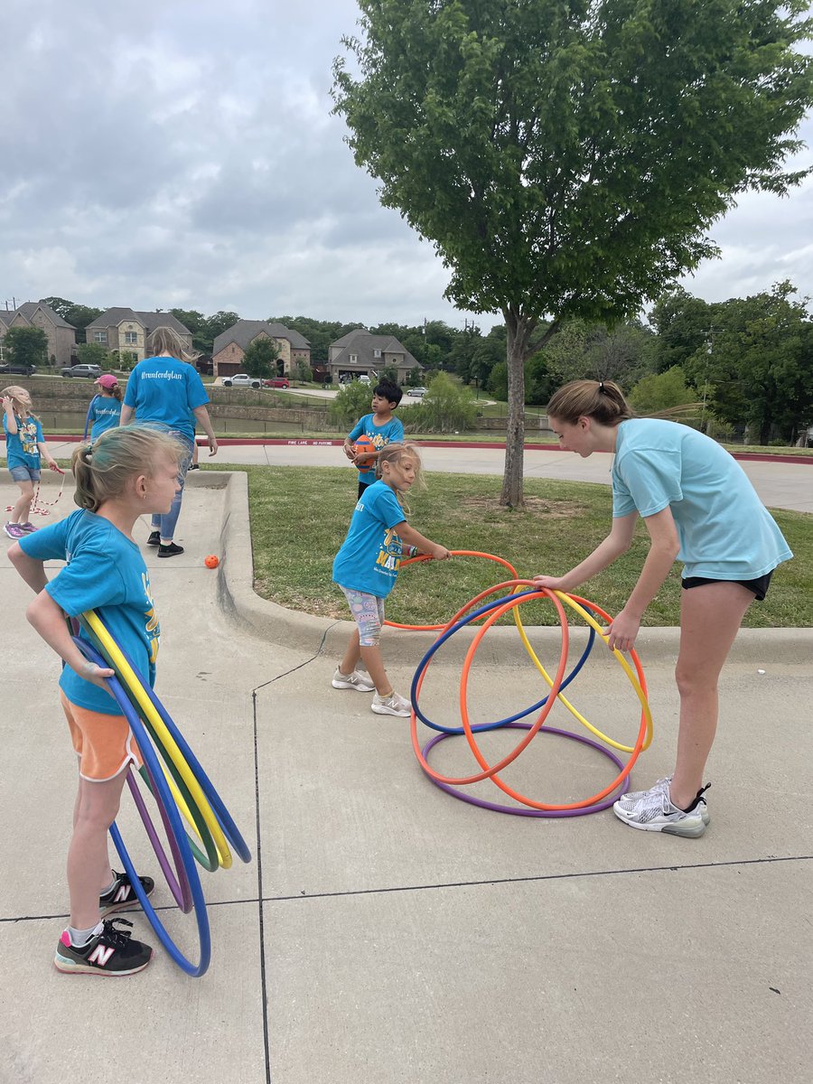Guyer_GSoccer's tweet photo. LOVED spending the day with Adkins Elementary and helping with their field day! Can’t wait for these kids to be Wildcats 🤍🖤 #Guyerzone https://t.co/ynvwONKfHh