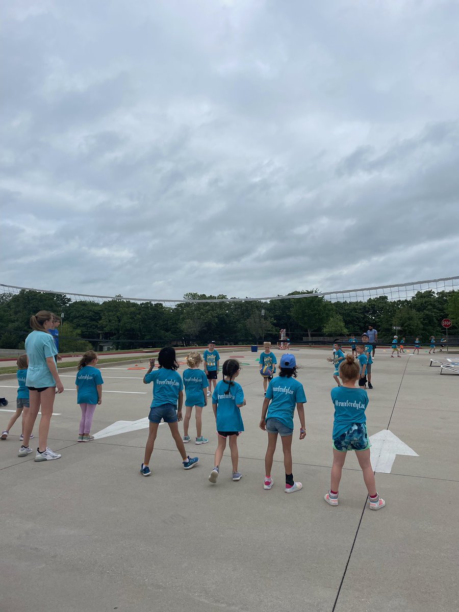 Guyer_GSoccer's tweet photo. LOVED spending the day with Adkins Elementary and helping with their field day! Can’t wait for these kids to be Wildcats 🤍🖤 #Guyerzone https://t.co/ynvwONKfHh