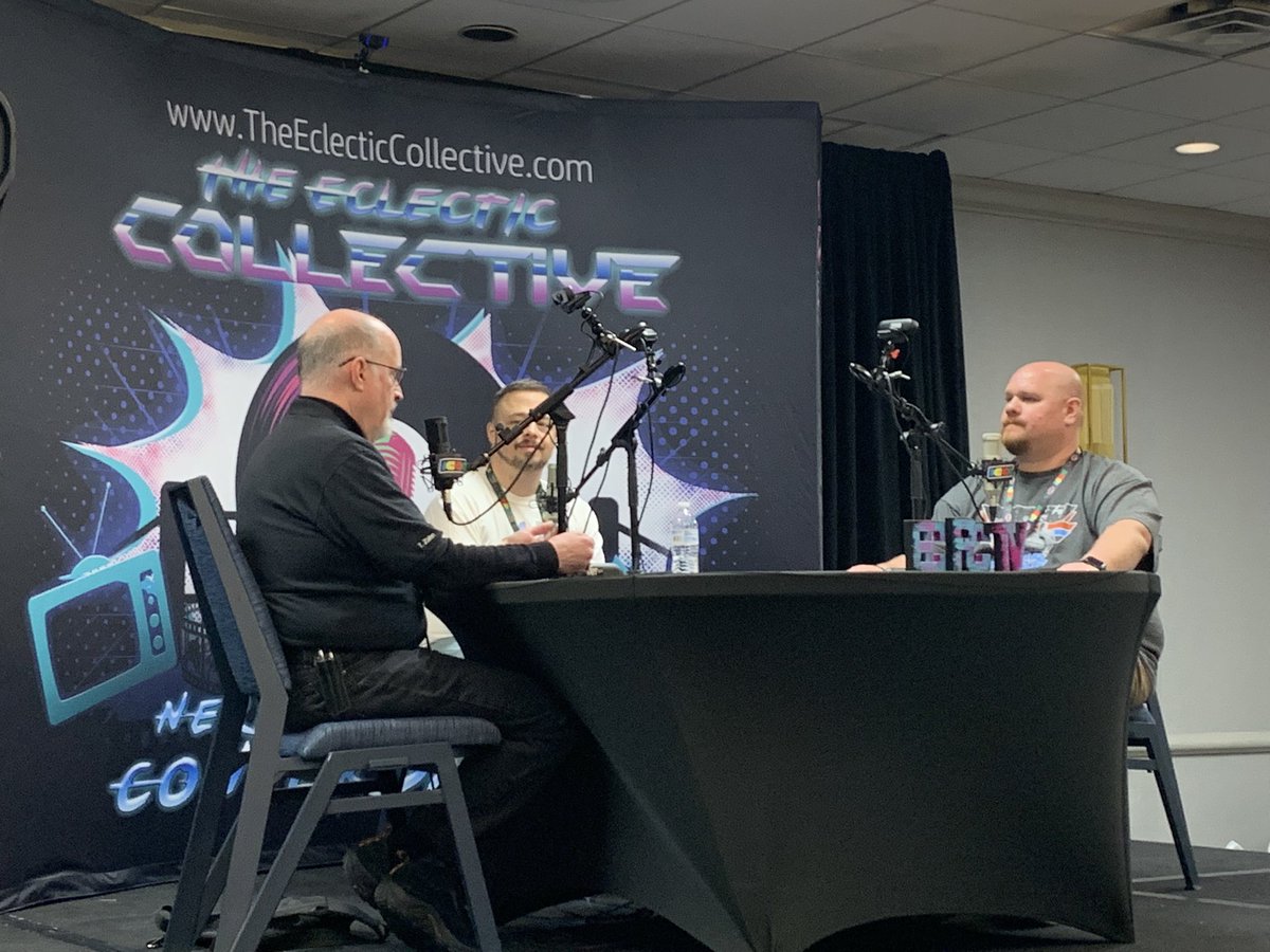 nickscheske's tweet photo. So great getting to hear/meet author Timothy Zahn speak @ICCCNashville! The REAL Godfather of Star Wars books and a super awesome guy. @RuleTheGalaxySW https://t.co/rIX7RvjERV