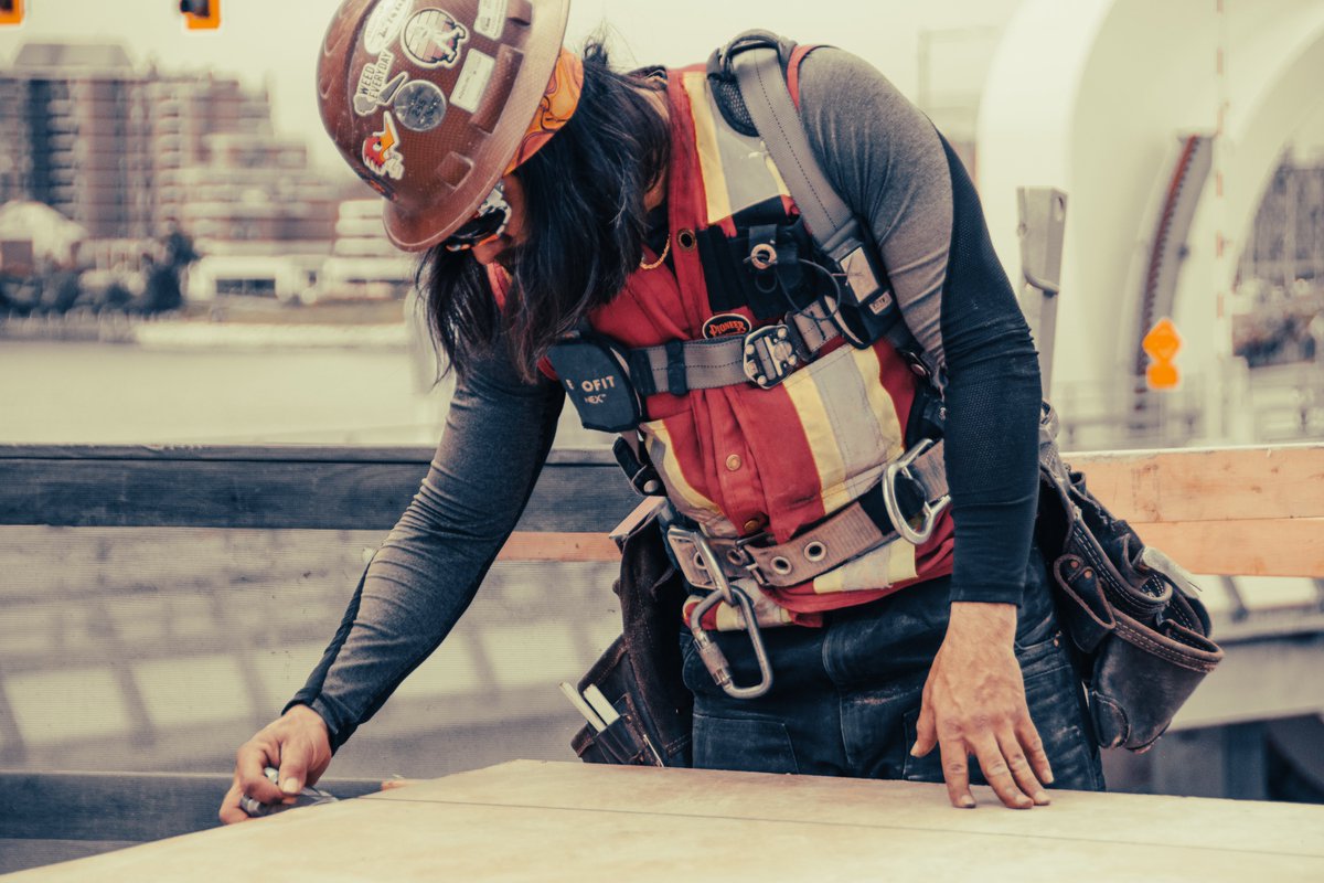 carpentersbc's tweet image. Local 1598 members &amp;amp; Farmer Construction employees working at The Pearl Residences in Victoria on Wednesday. Near the Johnson Street Bridge, the project is turning a ground-level parking lot into an 8-storey, 133-unit, mixed-use, ground-floor commercial condo. #BCRCC, #Local1598