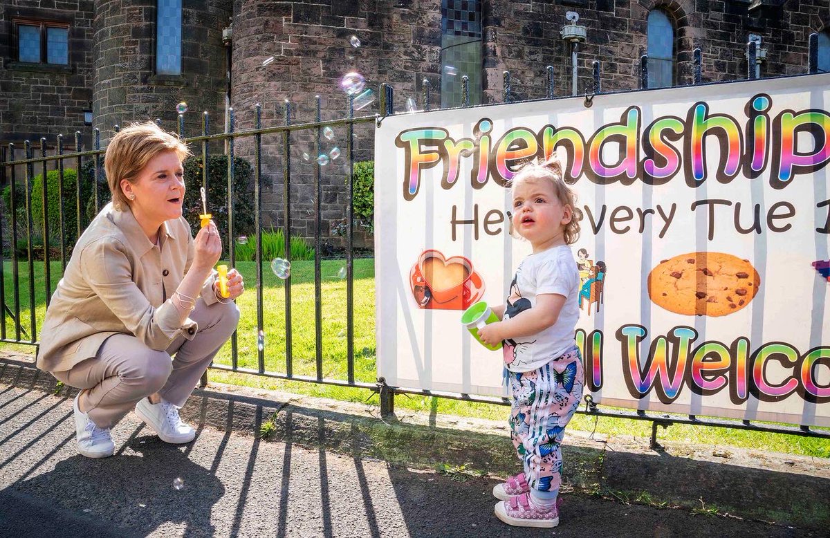 Busy day for First Minister Nicola Sturgeon on the local election campaign trail visiting Glasgow communities in Camlachie, Toryglen, Drumchapel and Royston :: #LocalElections2022 #Glasgow #Scotland