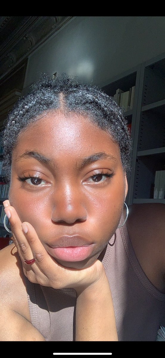 _iamyetunde_'s tweet photo. About April 🌞 https://t.co/tyuC7aR2Sp