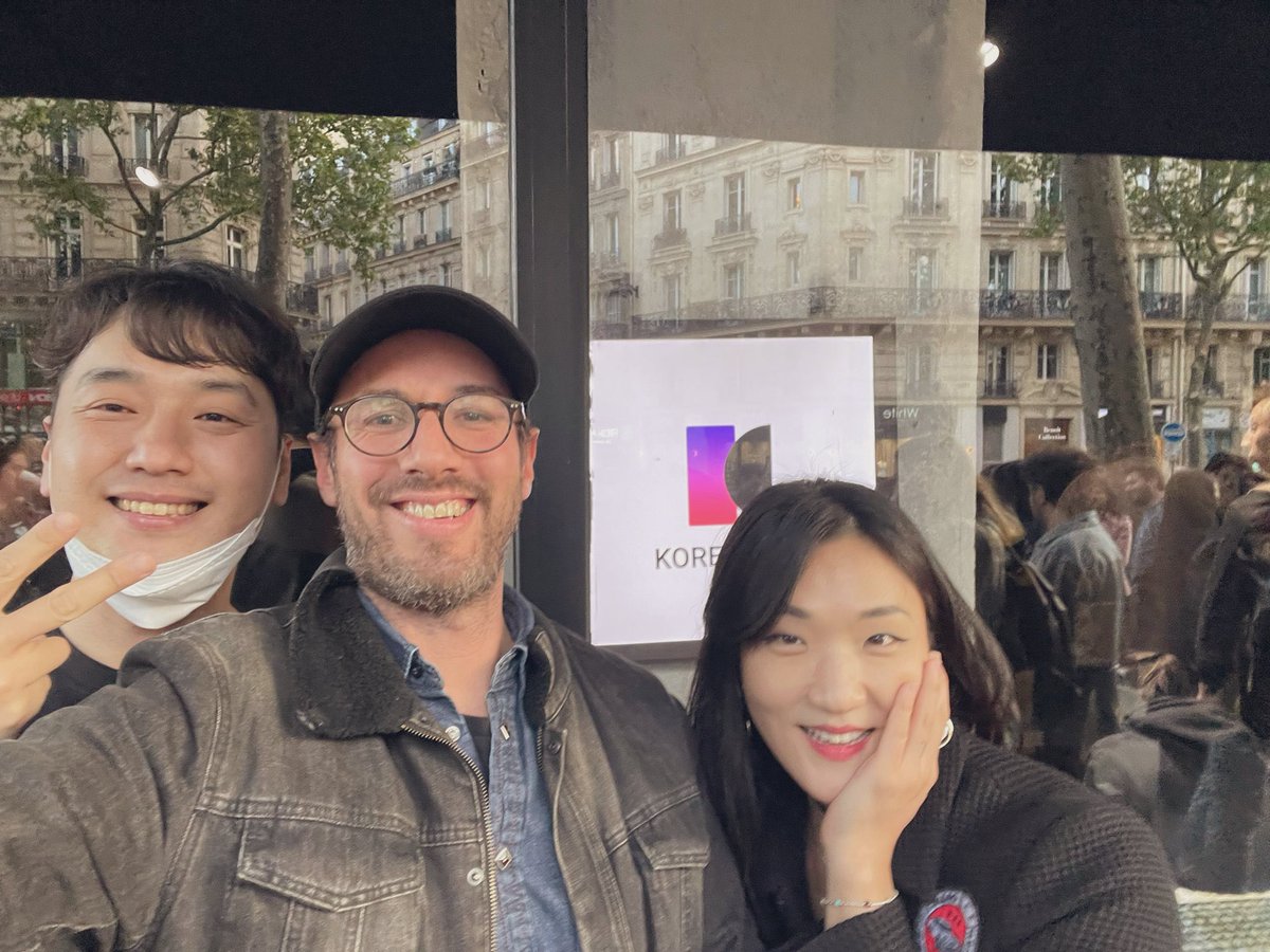 We are dream team @KoreanNft <a href="/dongleehan/">dongleehan.eth 🦊</a> <a href="/bellow_park/">bellow.eth</a> ❣️and @ihamnft <a href="/bygrida/">GRIDA</a> thank you for the photos <a href="/77BEN77/">benitch.eth ㊙️</a> 🙏 #PUNKISM 🔥